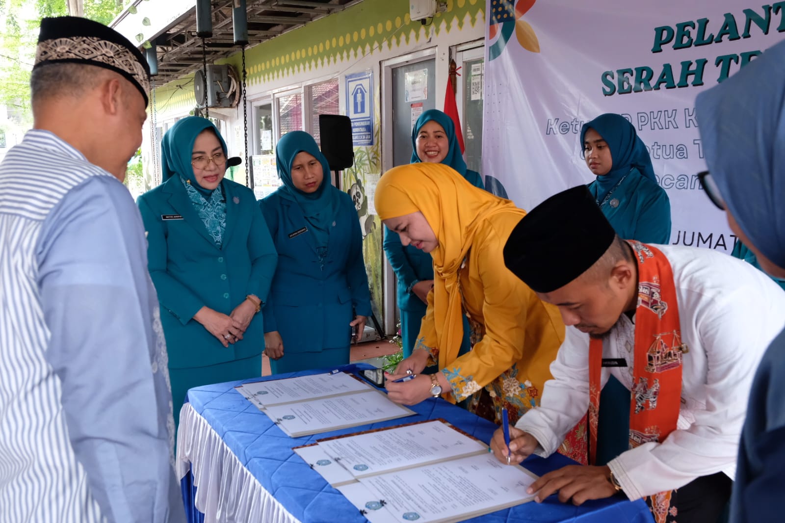 Ketua TP PKK Kelurahan Cempaka Putih Barat dan Rawasari Dilantik