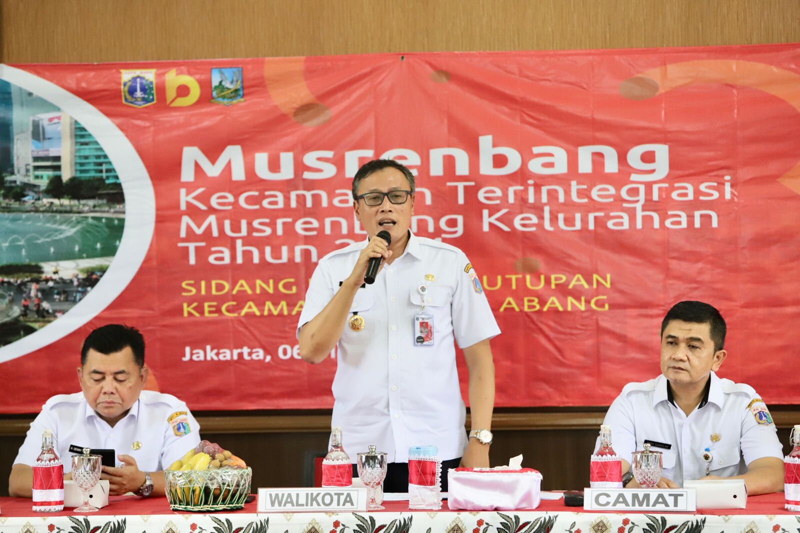 Wali Kota Jakpus Tutup Sidang Pleno II Musrenbang Kecamatan Tanah Abang