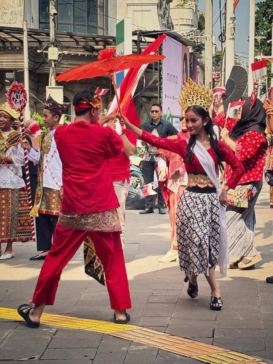 Foto 10 Besar Keriaan 17 Agustus